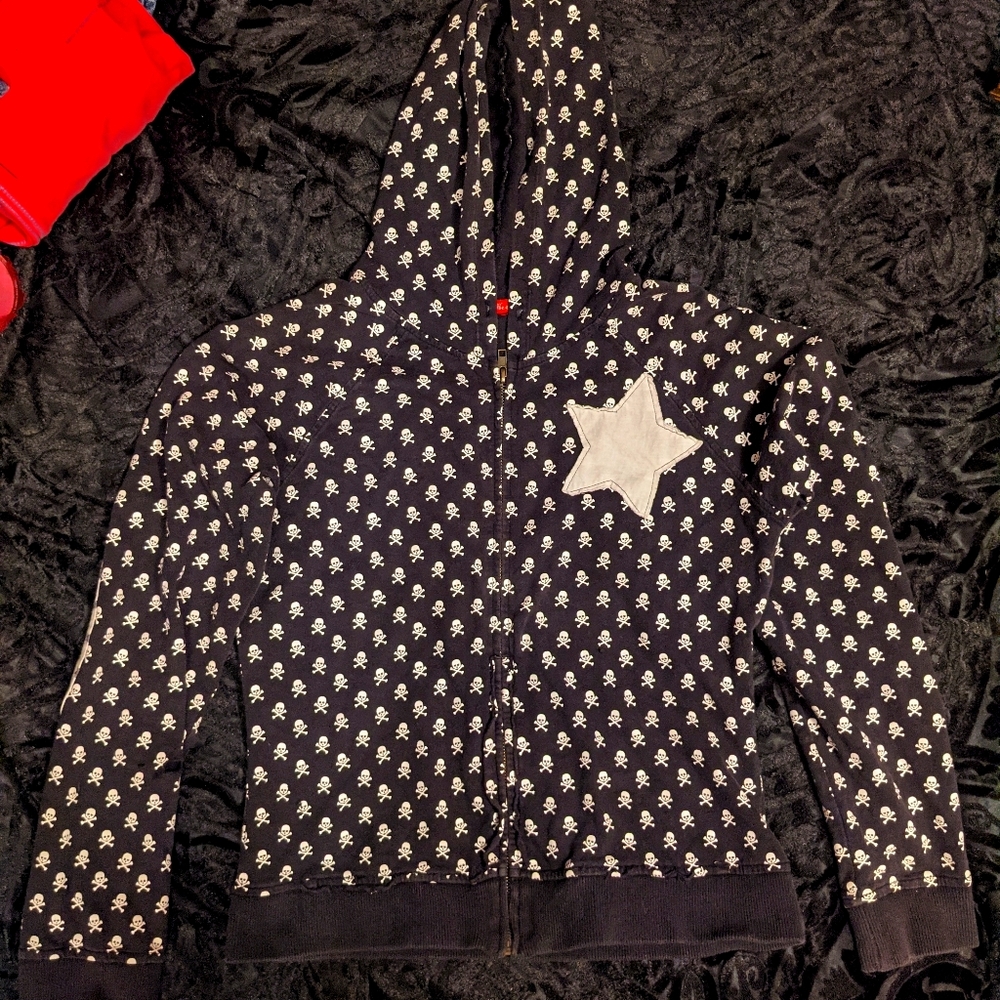 Skull hoodie